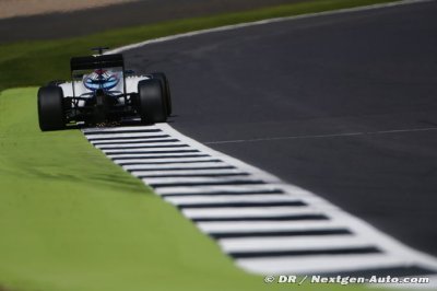 Williams duo plays down Raikkonen news impact