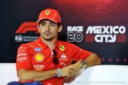 Leclerc : Un Verstappen 'toujours à la limite', c'est ce qui rend la F1 'excitante'