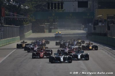 Sainz&nbsp;: à Bakou, la voiture de sécurité n’était pas… sécuritaire pour les pilotes