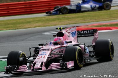 Ocon a gardé Perez derrière lui pendant toute la course
