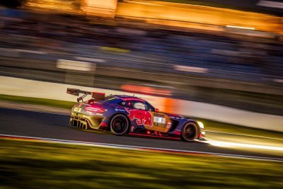 Pourquoi l’Allemagne ’doit s’agenouiller’ devant Verstappen