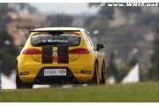 Dudukalo crashes in WTCC shake down 