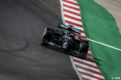Sainz&nbsp;: ’Peu de pilotes’ pourraient battre Hamilton à voiture égale