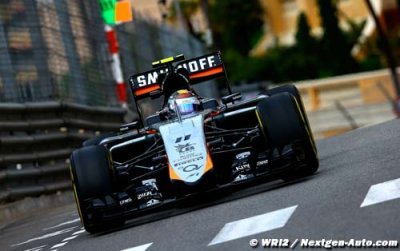 Force India attend la séance de samedi matin