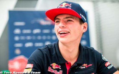 Hakkinen backs ’tough’ Verstappen after team order