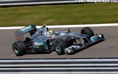 Mercedes using flexible wing in Turkey - report