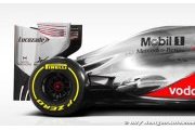 La MP4-27 présentée avec des échappements en plastique