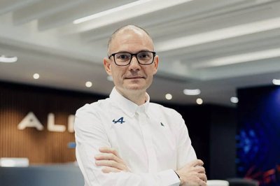 Gasly upbeat as fleeing McLaren man re-emerges at Alpine