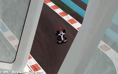 Hamilton prend le commandement à Abu Dhabi
