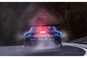 Verstappen a enfin affronté la Nordschleife de nuit... et sous la pluie !