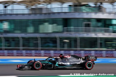 Une journée studieuse mais compliquée chez Mercedes