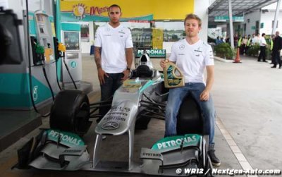 Mercedes could quit over Ecclestone corruption