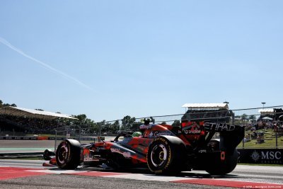 Norris ravi de relancer McLaren F1 à Barcelone, Piastri confirme avec le 3e temps des Libres 2