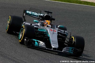 Barcelona, FP1: Hamilton and Bottas off to a flying start in Spain