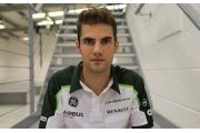 Kevin Giovesi rejoint Caterham