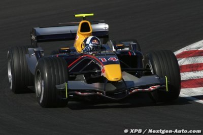 Il y a 16 ans, Red Bull découvrait la F1 en tant qu’équipe
