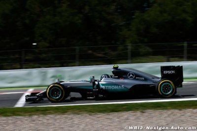 Rosberg denies finger trouble in Hamilton crash
