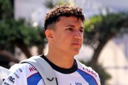 Hadjar a certainement la force mentale pour tenir tête à Verstappen selon Marko