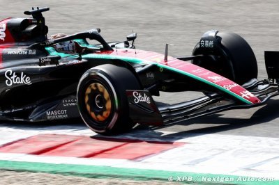 Bottas déplore le rythme en virages, Zhou se plaint de Sainz
