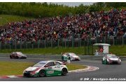 Double podium pour Tiago Monteiro en Hongrie 
