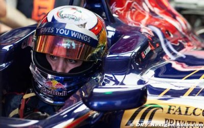 Toro Rosso to make driver decision this month - Buemi