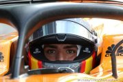 Sainz likes the look of 'very different' new McLaren