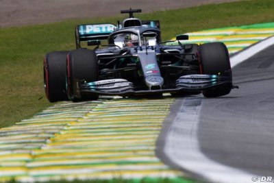 Hamilton&nbsp;: C’est mon premier accrochage en F1 depuis très longtemps…