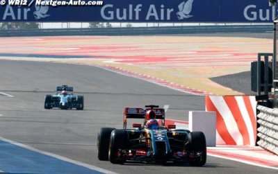 Bahreïn I, jour 1&nbsp;: Lotus en piste, Magnussen mène à la mi-journée