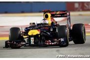 Vettel flashes to Singapore pole position