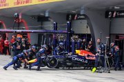 Verstappen subit un abandon 'frustrant' après plusieurs 'problèmes' en Chine