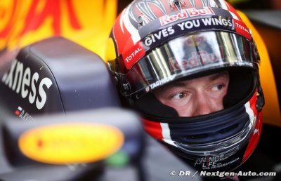 Kvyat calls Toro Rosso rumours ’strange’
