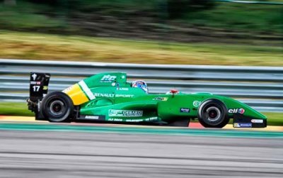 Aurélien Panis dans la Caterham Racing Academy