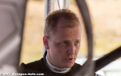 Hirvonen stoppé par un incendie