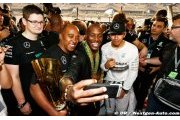 Hamilton ne s'attendait pas à voir sa famille à Abu Dhabi
