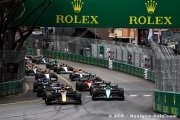 Verstappen s'impose au GP de Monaco de F1 devant Alonso et Ocon