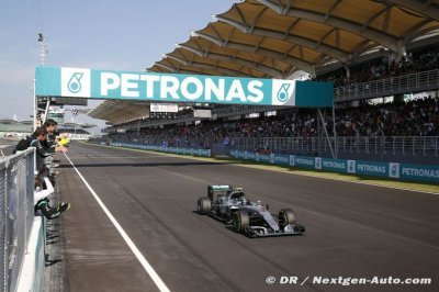 Race - Malaysian GP report: Mercedes