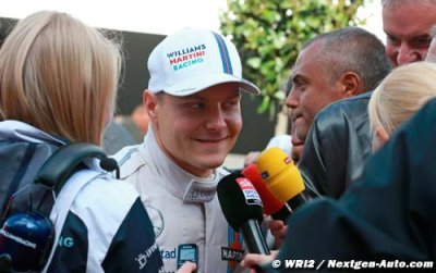 Bottas se voit sur le podium d’Interlagos