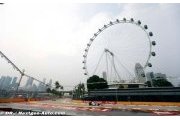 Luca Filippi storms to GP2 pole at Singapore