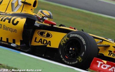 Renault toujours en lutte avec Mercedes GP