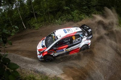 Rally Finland, friday: Latvala edges into narrow lead