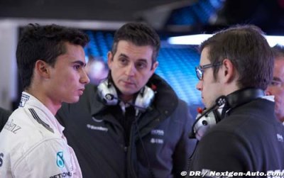 Wehrlein says Mercedes in super licence talks
