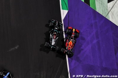 Wolff&nbsp;: Une victoire ’méritée’ pour Hamilton mais une course sale