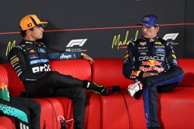 Ecclestone tips Verstappen for runner-up spot