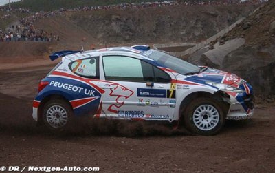 Meeke holds overnight lead in Curitiba