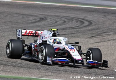 Steiner&nbsp;: Haas F1 attend des informations sur la légalité de sa livrée