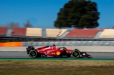 Leclerc reste prudent mais la Ferrari F1-75 avale les kilomètres