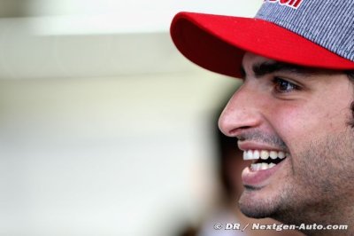 Renault&nbsp;: Sainz heureux de prendre de l’élan dès maintenant pour 2018