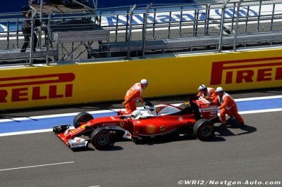 Ferrari pousse tout à fond pour dépasser Mercedes