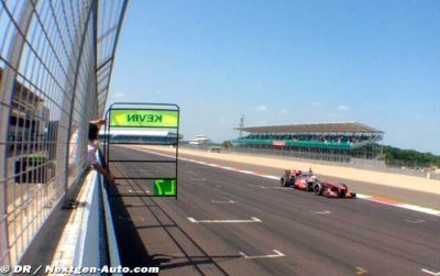 Silverstone, Day 1: Magnussen tops test for McLaren