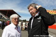 Ecclestone proposait à Mercedes F1 de l'aider financièrement pour signer Hamilton